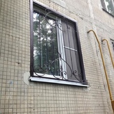 кованая решетка на окно РК - 047 фото 4