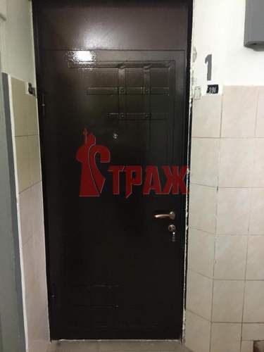 металлическая дверь с порошковым напылением вид снаружи