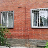 решетки на окна для загородного дома